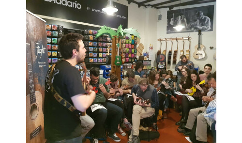 Éxito rotundo de la masterclass de Dani Usero en TodoUkelele 